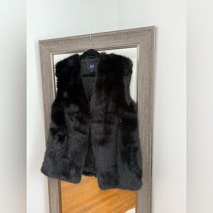 GAP Black Faux Fur Vest Womens Black Vest Size Small